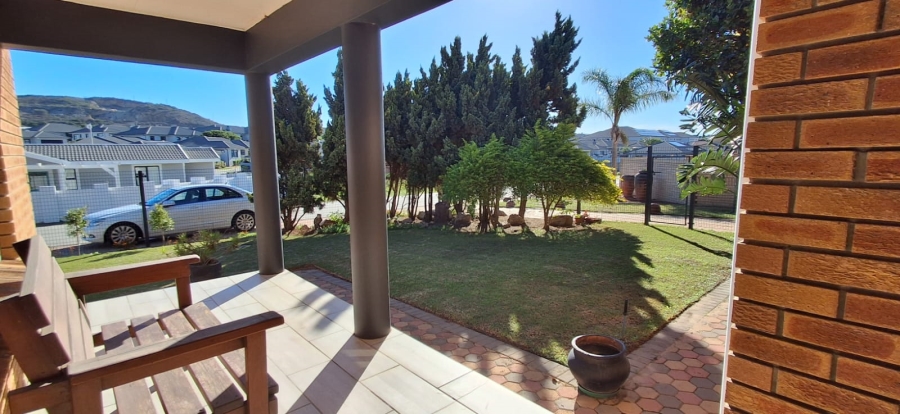4 Bedroom Property for Sale in Diaz Beach Western Cape
